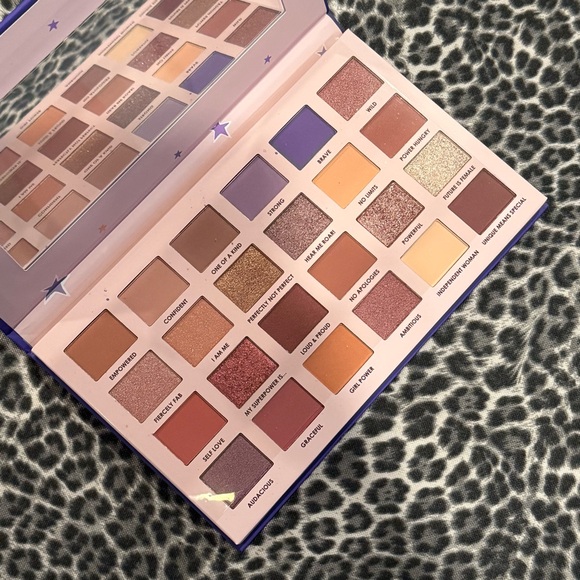 Ciaté London I Am Woman Palette Volume 2 Eyeshadow 24 Shades NWT - Picture 6 of 11